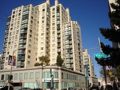 4th image of 1 Daniel Burnham Ct APT 609
