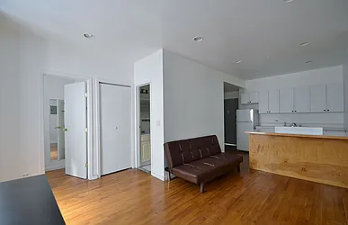 Rented by CITY SKYLINE REALTY INC