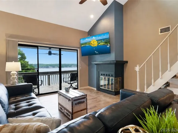 6570 Pelican Dr Unit 211, Osage Beach, MO 65065