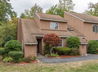 52 Derry St, Merrimack, NH 03054