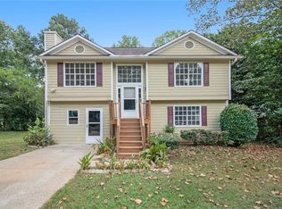 990 Fox Valley Trl, Stone Mountain, GA