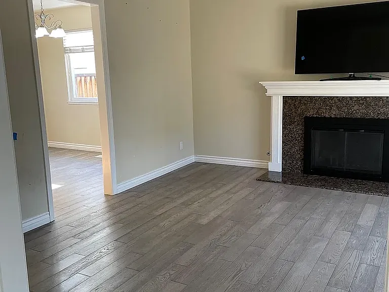 1002 Rockrose Ave — Photo 10