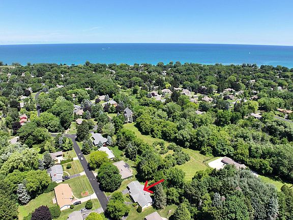 2nd image of 5023 Valley TRAIL