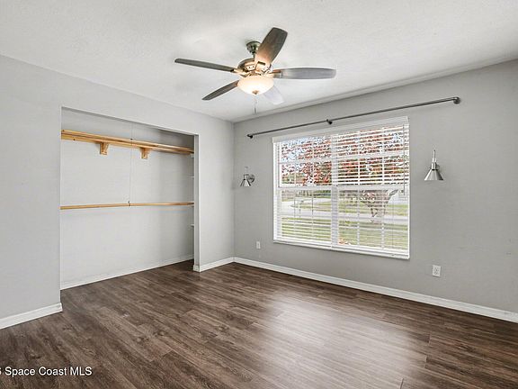3rd image of 2870 Locksley Rd