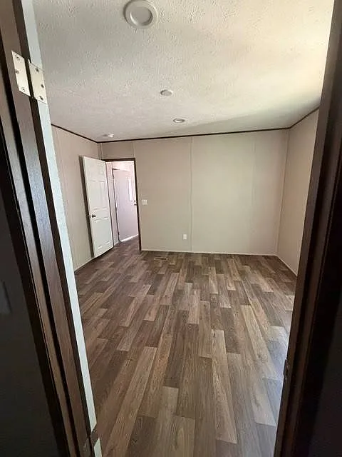 3 bed, 2.0 bath, $1,500 — Photo 3