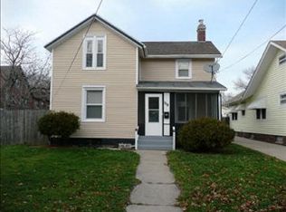 1118 Greenwood Ave, Rockford, IL 61107