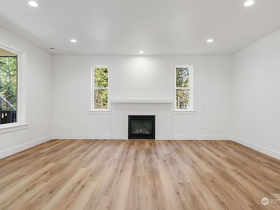 5th image of 16810 62nd Street SE