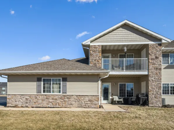 420 E Franklin St APT 101, Eldridge, IA 52748