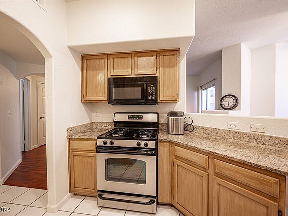 4th image of 6480 Annie Oakley Dr Unit 213