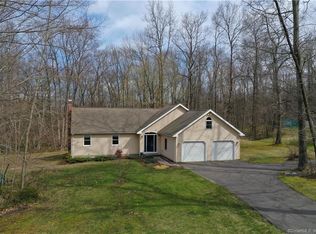 121 Stonebridge Rd, Coventry, CT 06238