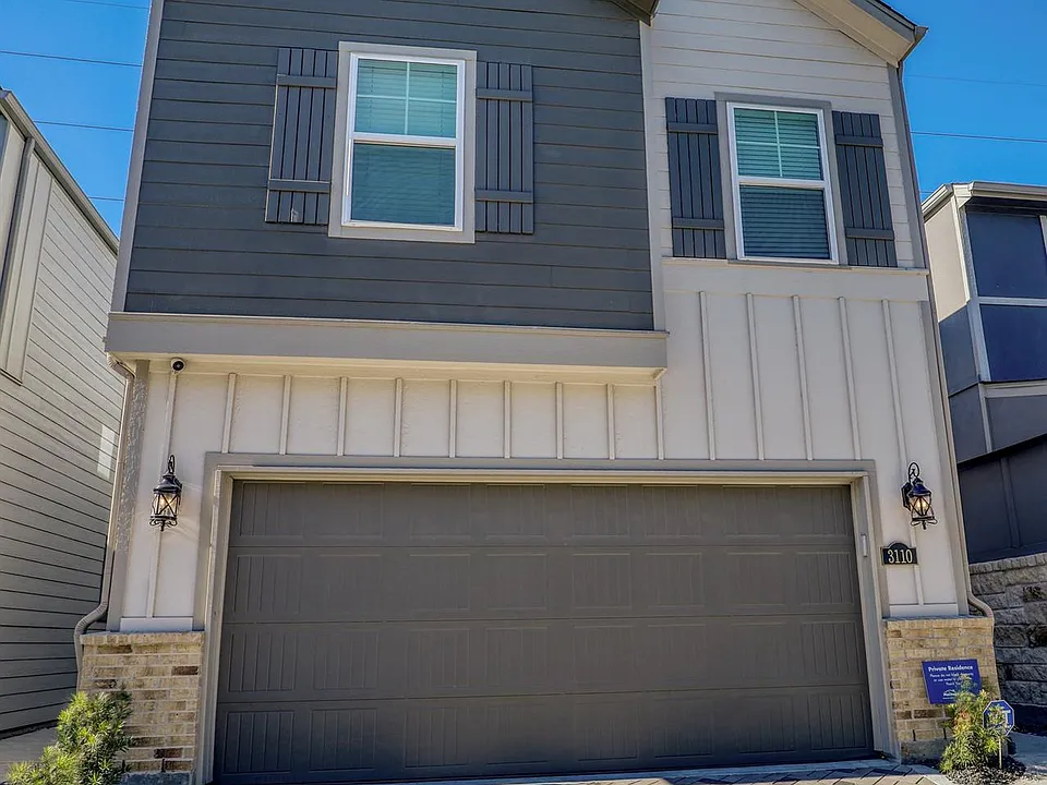 3110 Moontide Ln