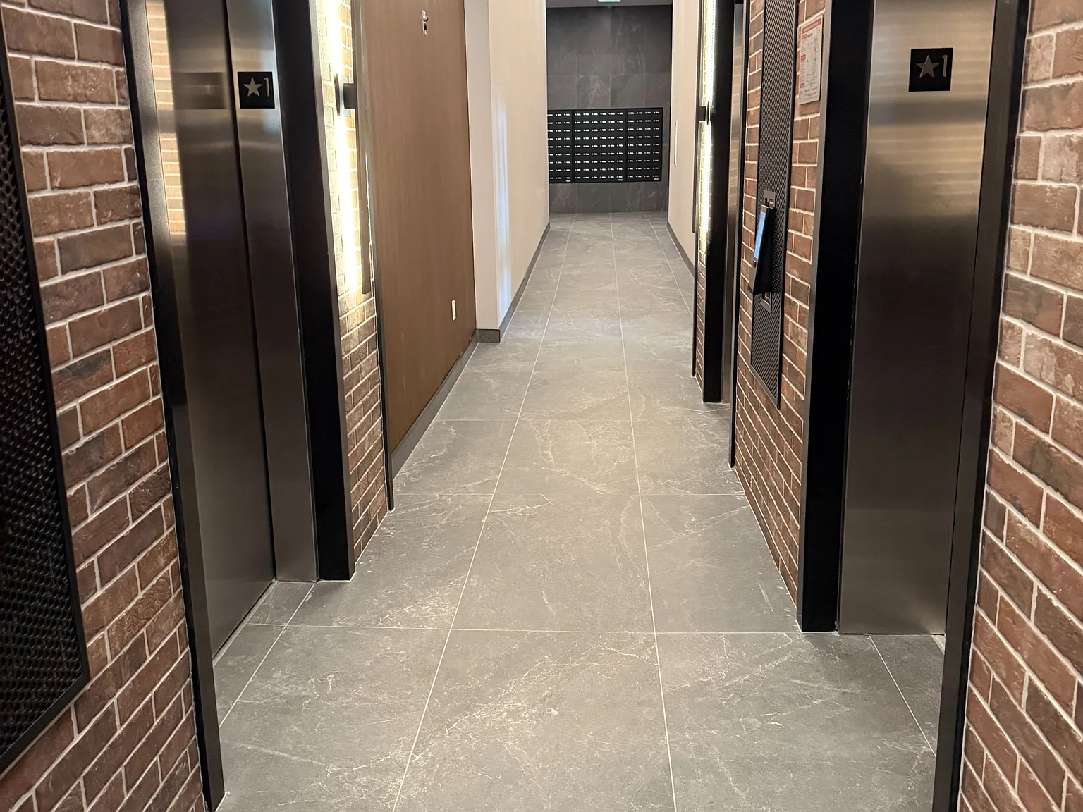 2 bed, $1,800 — Photo 4