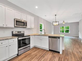 19 Linton St, Greenville, SC 29611
