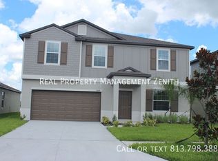 3649 Forest Path Dr, Plant City, FL 33565