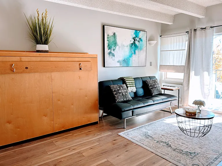 1265 N Elizabeth St #503 — Photo 2