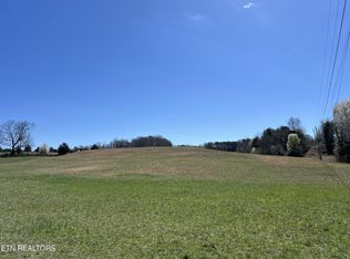 1074 Ballplay Rd, Madisonville, TN 37354