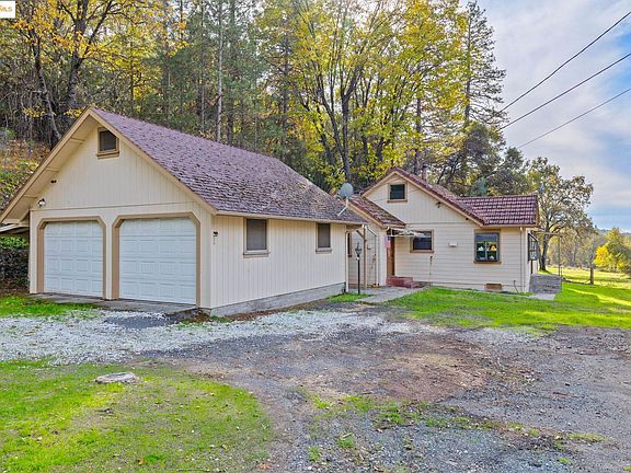 4th image of 15895 Morris Rd