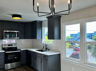 9746 Phinney Ave N #1, Seattle, WA 98103