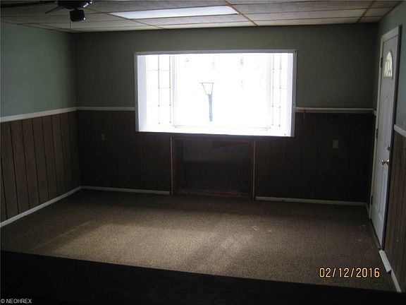 4th image of 1911 Uniondale Dr