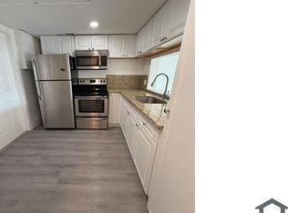 20111 NE 27th Ct APT K102, Aventura, FL 33180