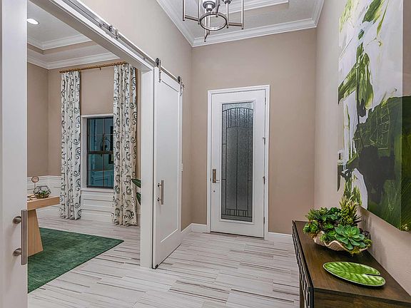 Foyer Key West I at Ridgewood Estates