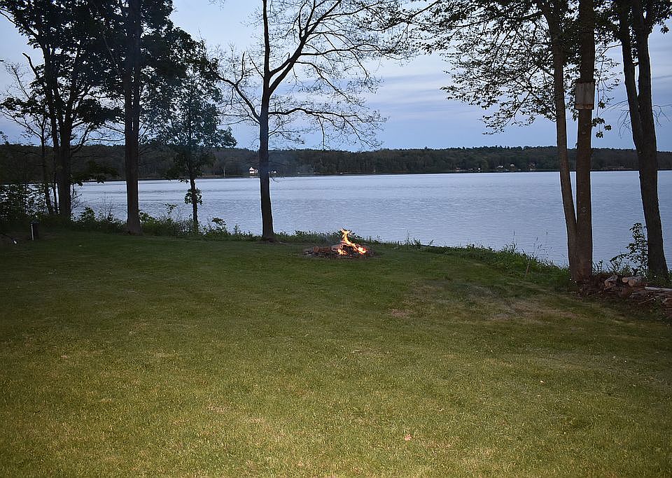 1st image of 70 Patrick Dr