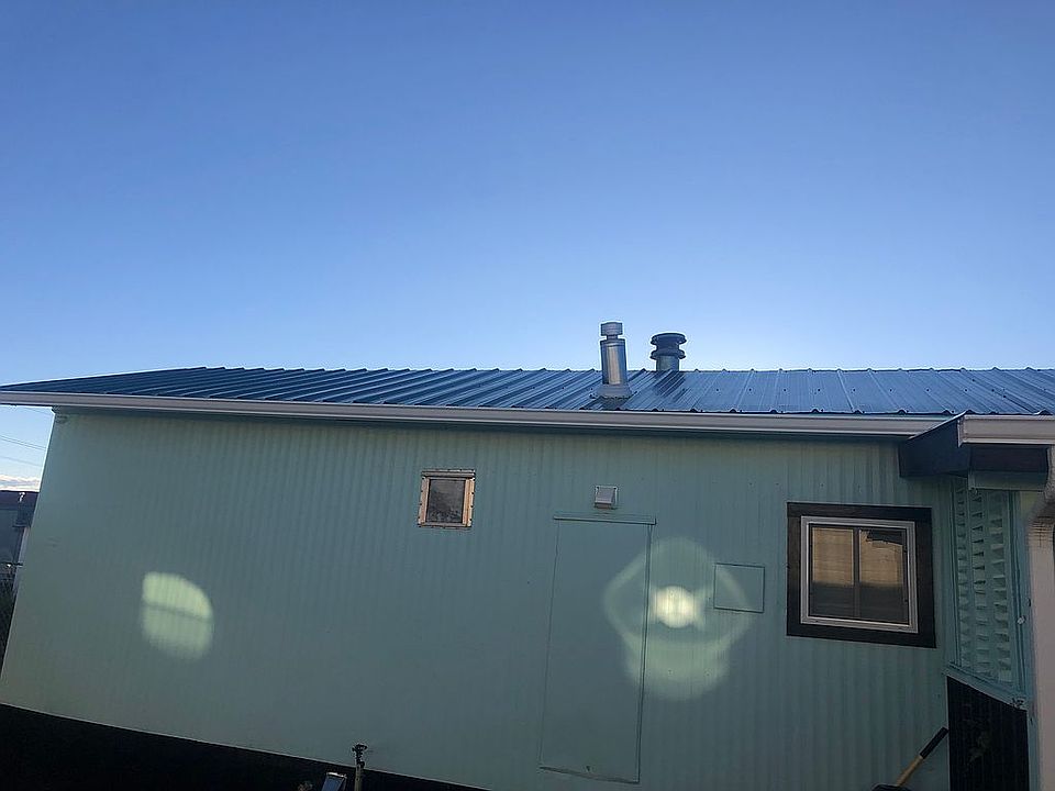 2nd image of 220 Lea St