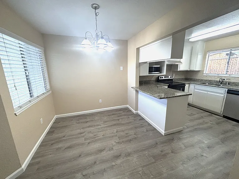 80 Portola Way #102 — Photo 9