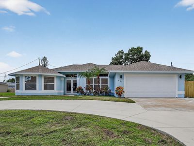782 SE Breakwater Avenue, Port Saint Lucie, FL, 34983