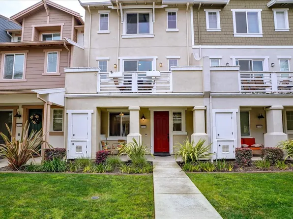 17030 Saint Agatha Ln, Morgan Hill, CA 95037