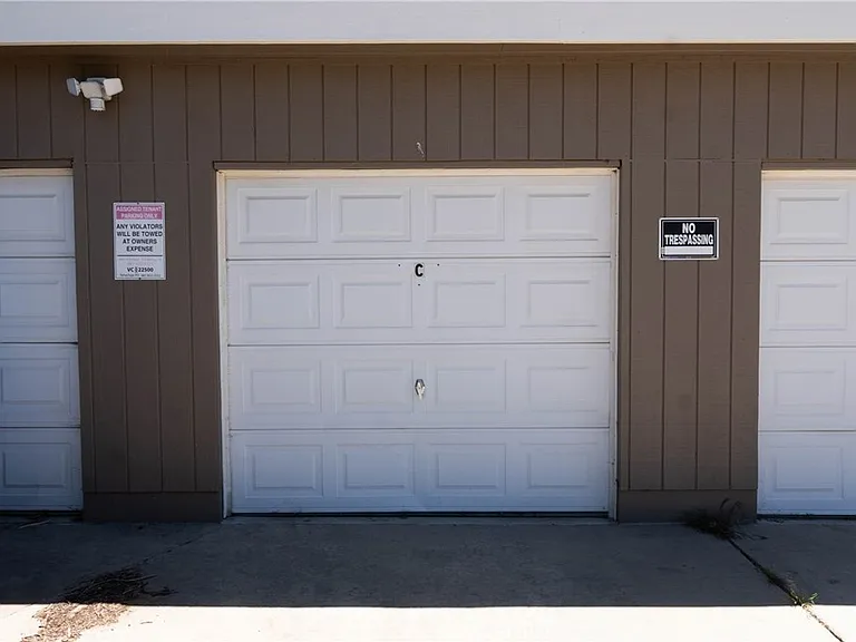 217 E I St — Photo 18