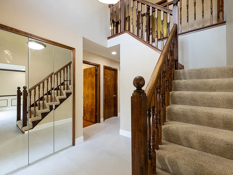 6275 Fairbrook Ct — Photo 31