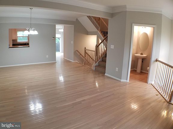 2nd image of 7509 Lockman Ln