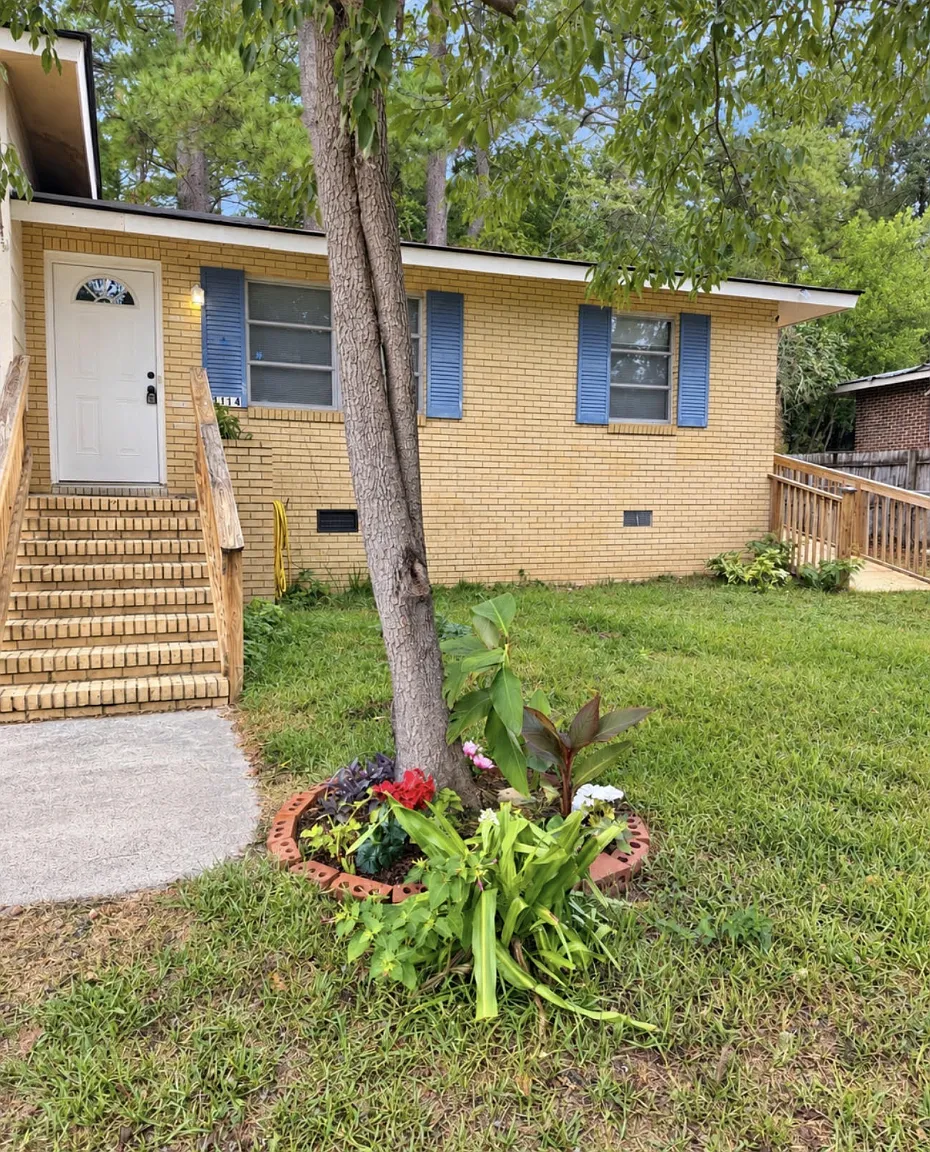3 bed, 2.0 bath, 1344 sqft, $1,600 — Photo 3