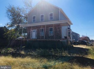 7101 N Point Rd, Sparrows Point, MD 21219