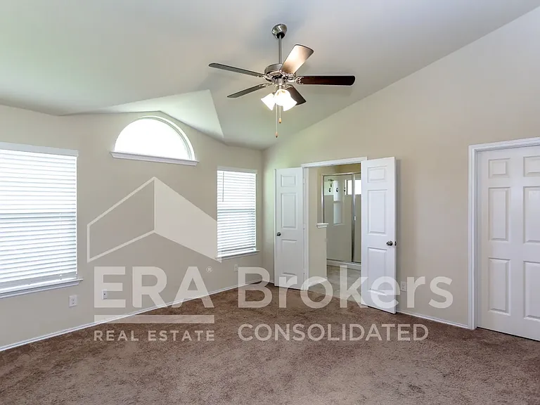 1307 Stonewall Rdg — Photo 13