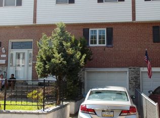 3635 Wessex Ln, Philadelphia, PA 19114