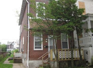 211 S 4th St, Darby, PA 19023