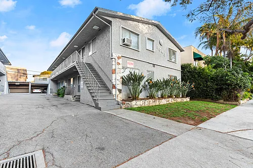 1042 Stanley Photo 1