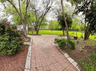 310 N Flat St, Waxahachie, TX 75165
