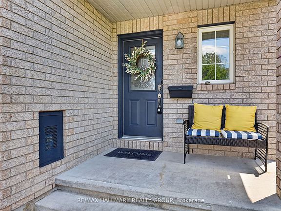 2nd image of 369 Rolling Meadow Cres
