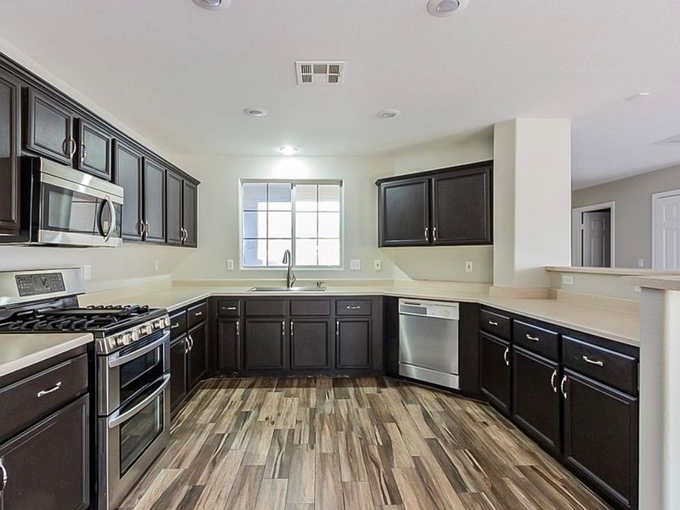 1st image of 8629 Shady Pines Dr
