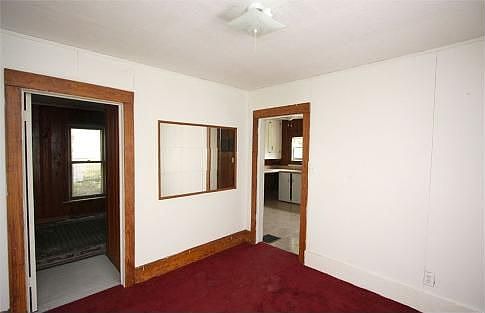 5th image of 206 W Curtis St