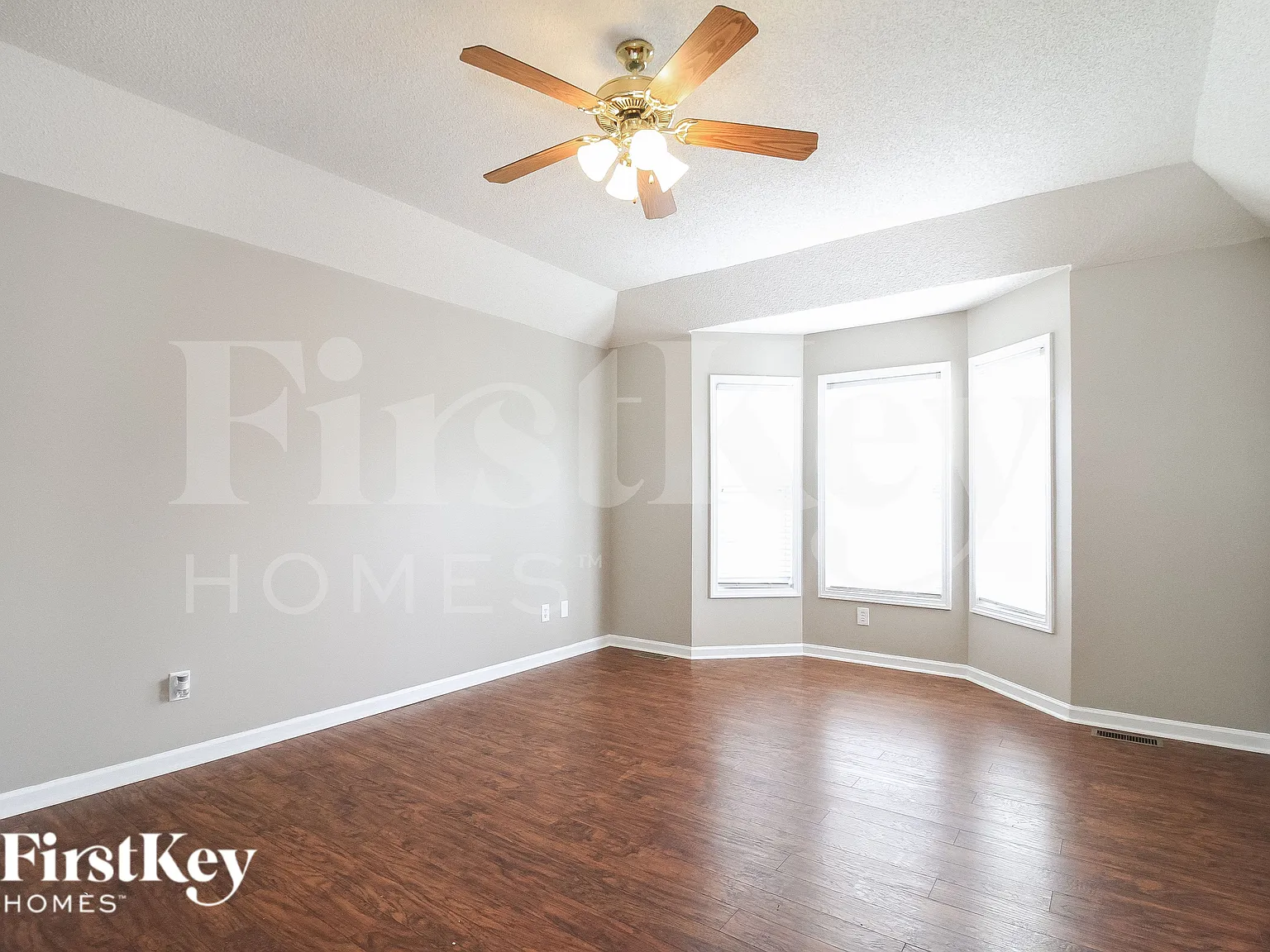 3 bed, 2.0 bath, 1168 sqft, $1,780 — Photo 3