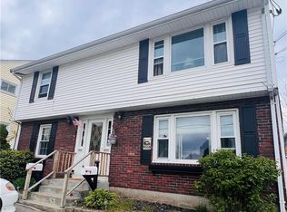 19 W Lawn Ave, Pawtucket, RI 02860