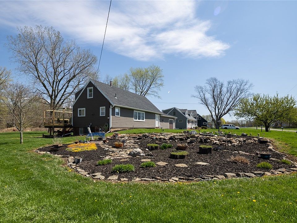 1st image of 524 Robertson Rd