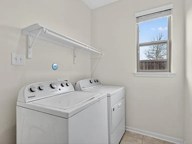 3322 Nila Creek Dr — Photo 13