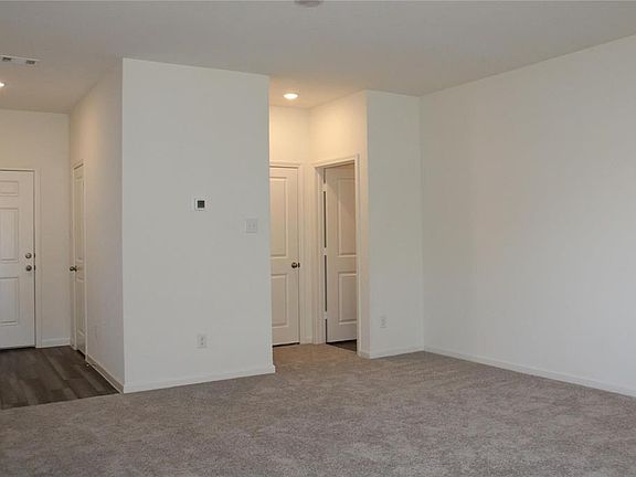 4th image of 2008 Burnwood St #2008