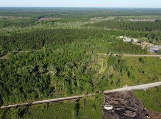 472733 Middle Rd, Hilliard, FL 32046