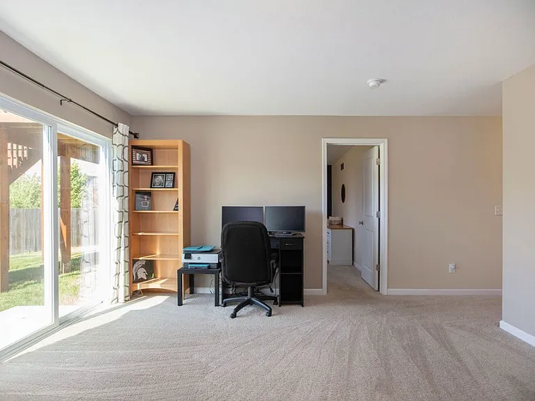 1328 Ellery Grove Ct — Photo 15